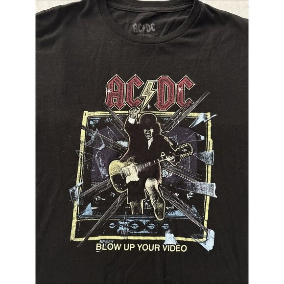 Vintage AC/DC tshirt teeshirt. Size L - Picture 7 of 7